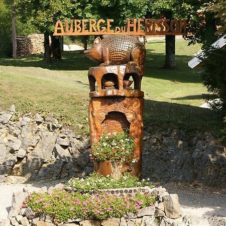 Auberge du Hérisson La Chaux-du-Dombief Esterno foto